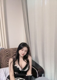 肤白性感大胸两个老师身材好，颜值高，很温柔