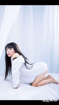 气质大屁股十分风骚甜美梅子一枚